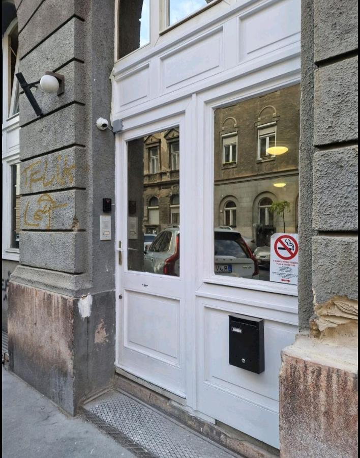 Aparthotel 7Dab Josika 4 Contactless Self Check-In Budapeszt Zewnętrze zdjęcie